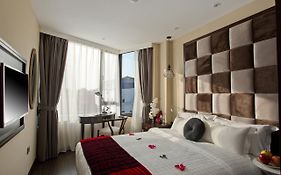 Hanoi La Storia Hotel